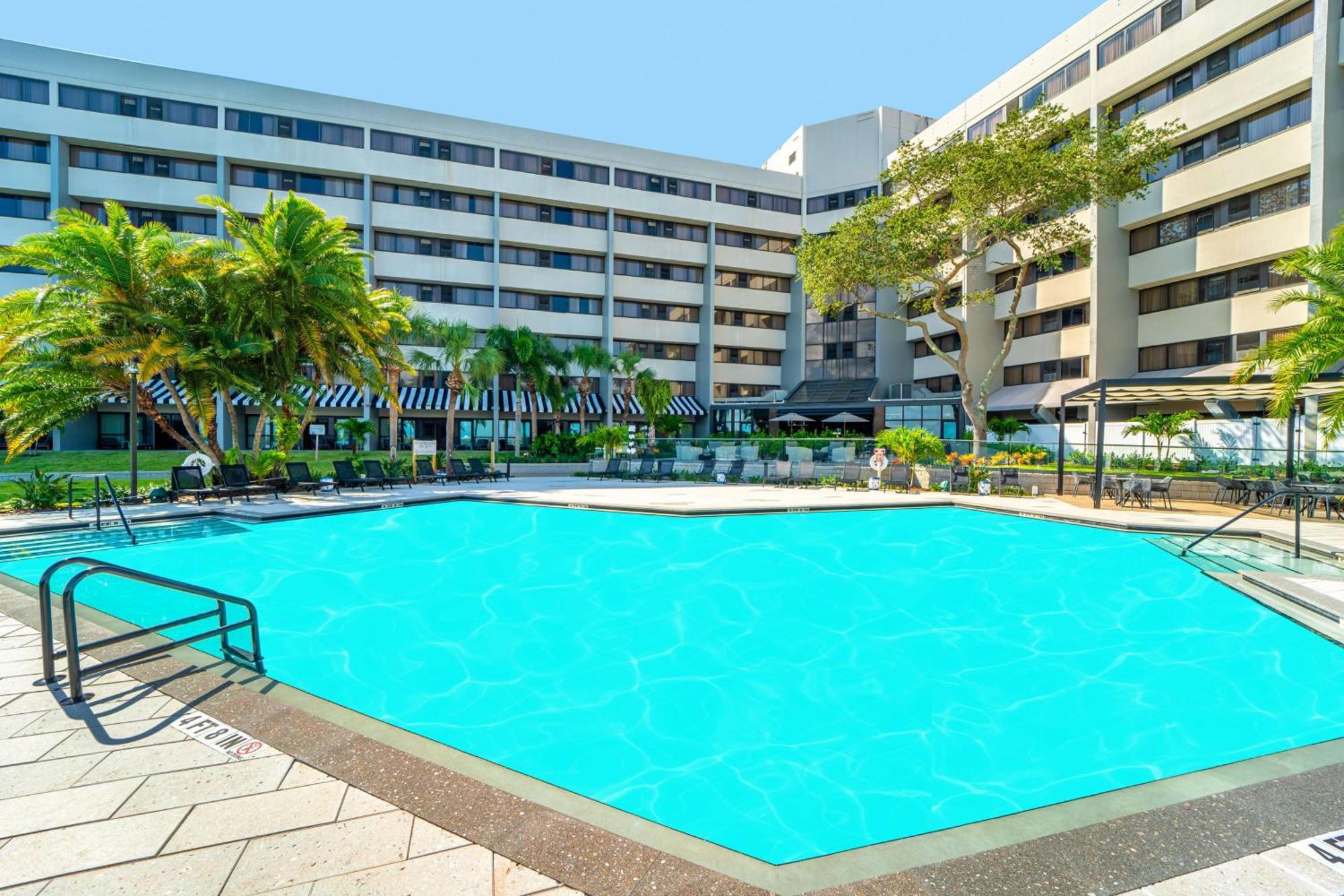 Doubletree By Hilton Tampa Rocky Point Waterfront Otel Dış mekan fotoğraf